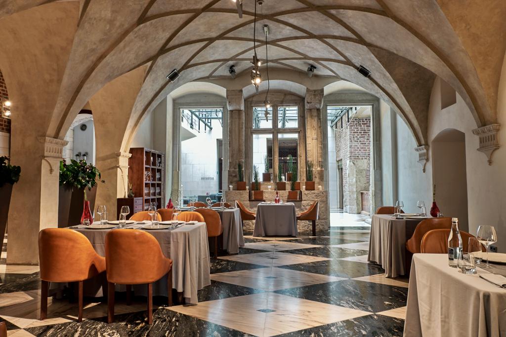 hotel image 12