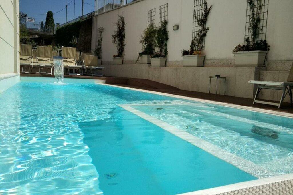 hotel image 9