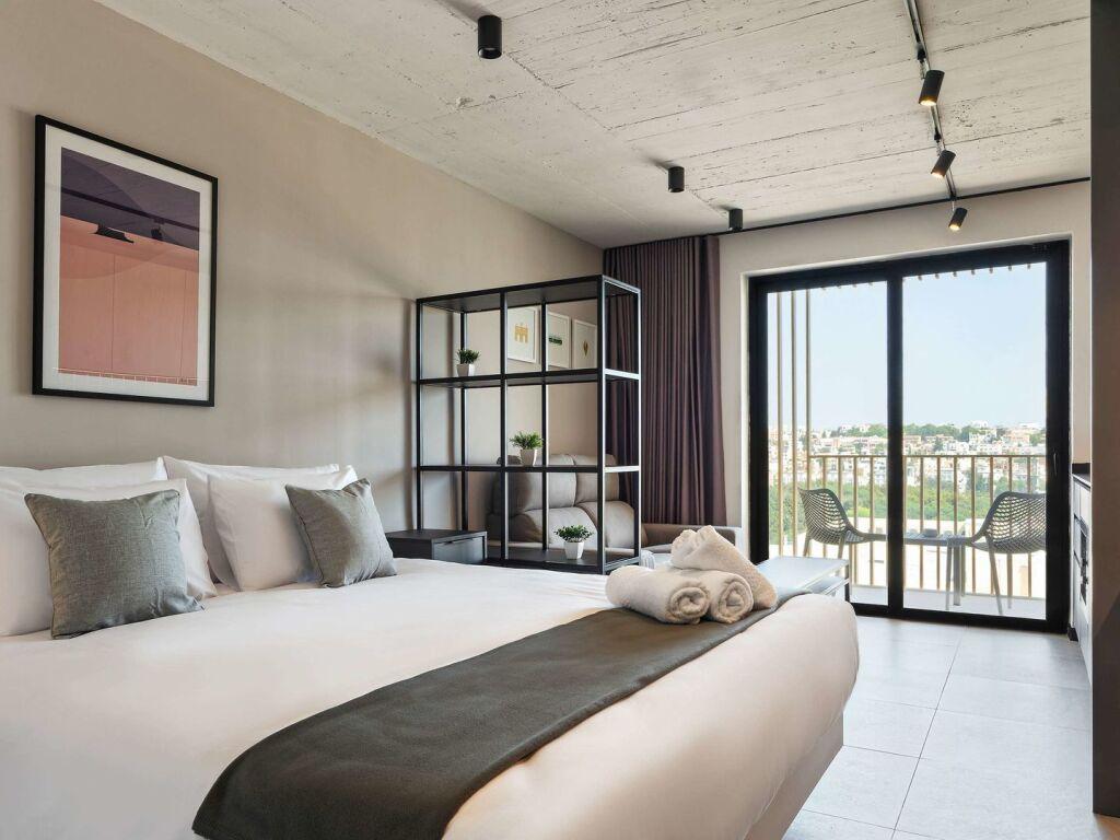 hotel image 16