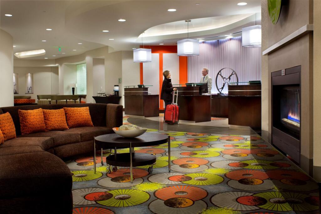 hotel image 10