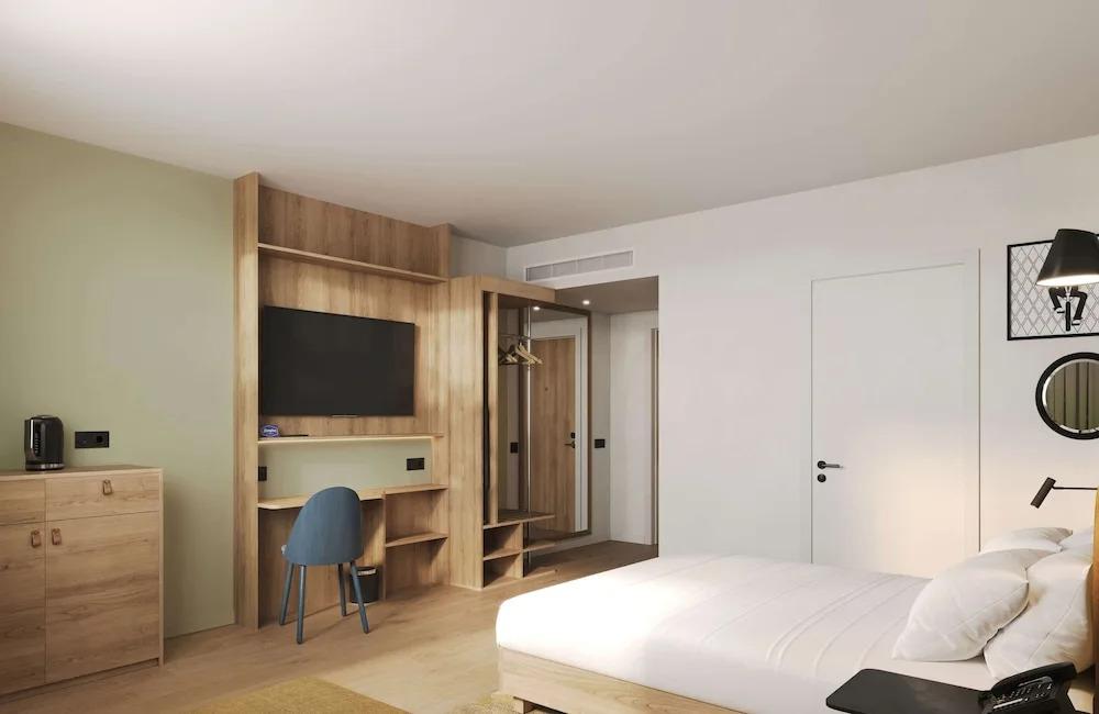 hotel image 12