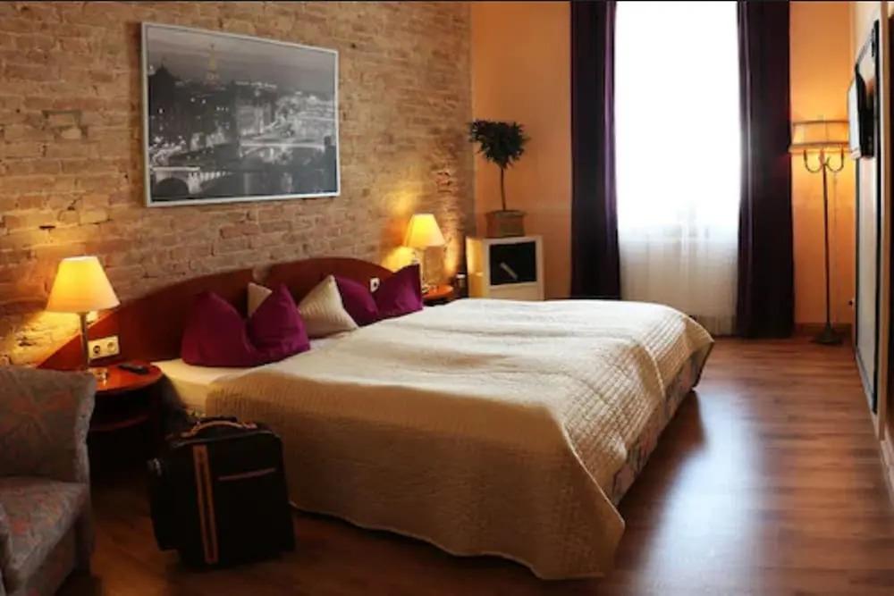 hotel image 16