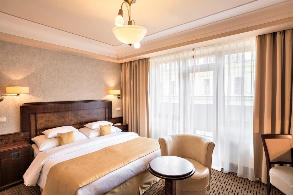 hotel image 12