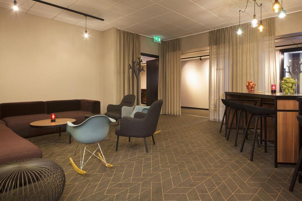 hotel image 16