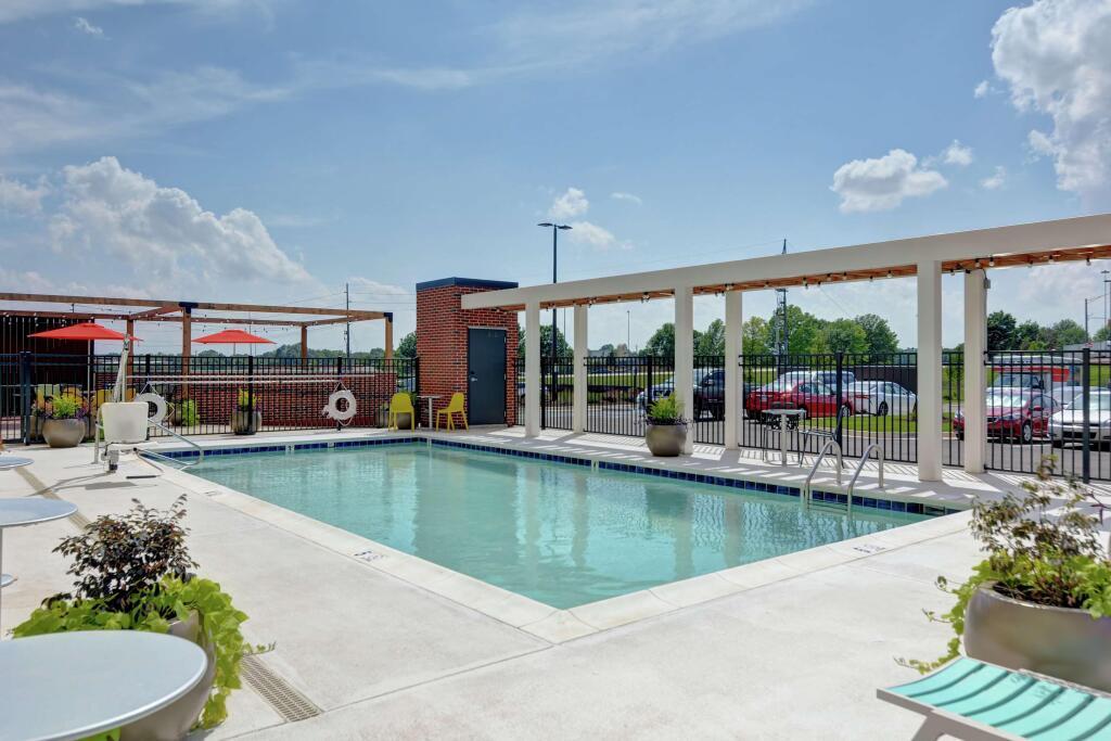 hotel image 12