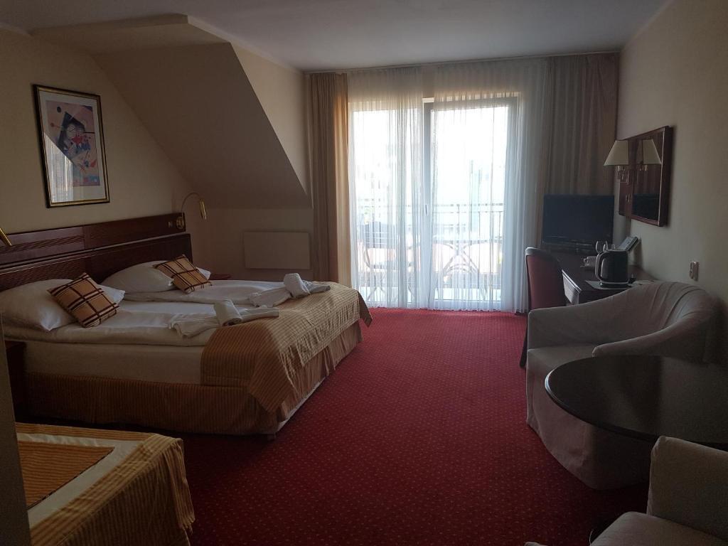 hotel image 11
