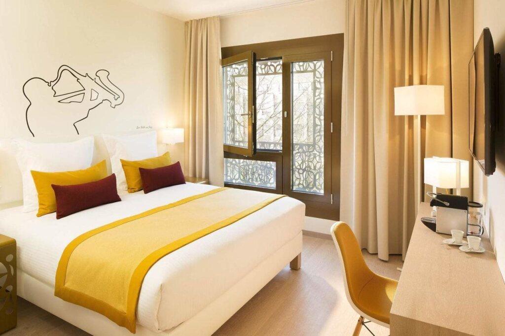 hotel image 13