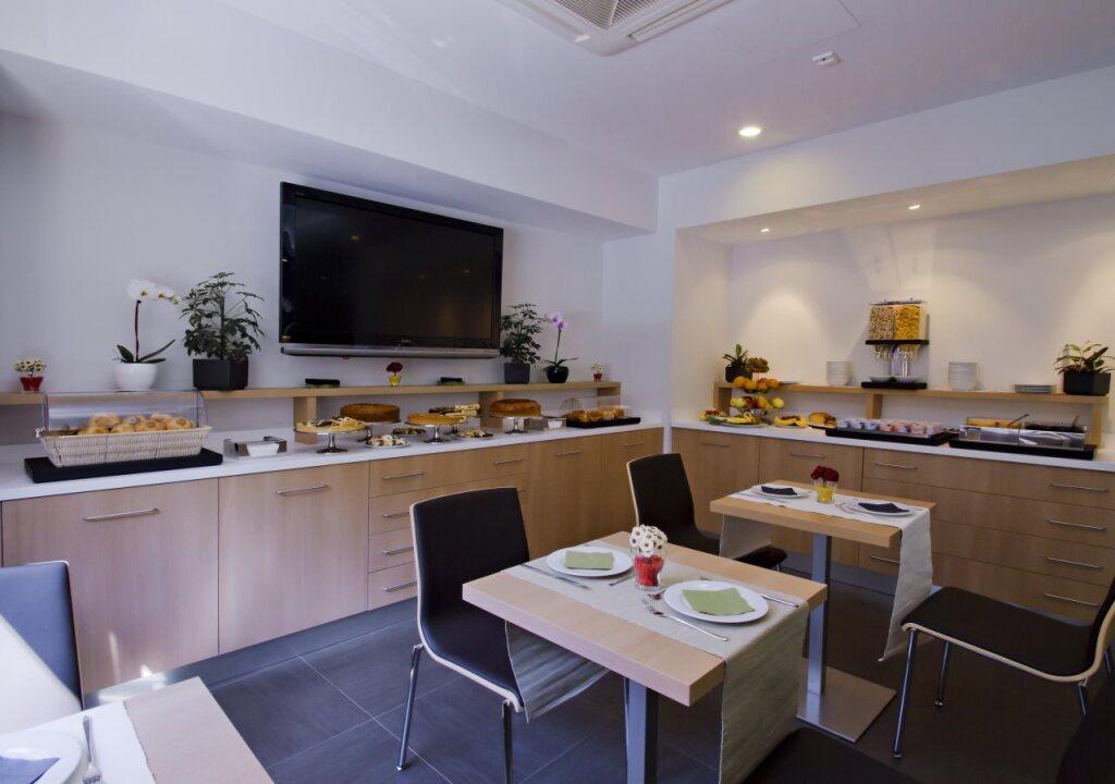hotel image 16
