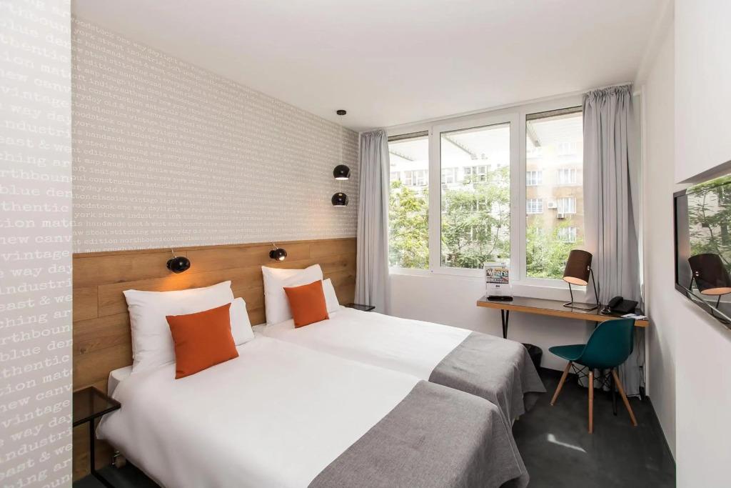 hotel image 11