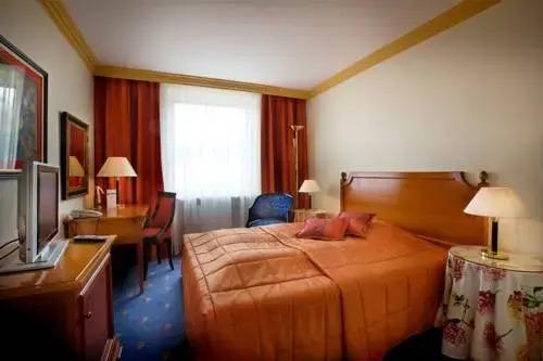 hotel image 8