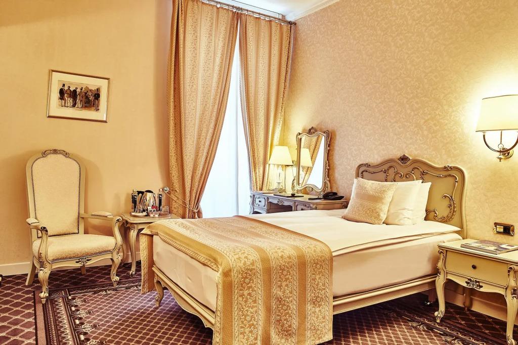 hotel image 8