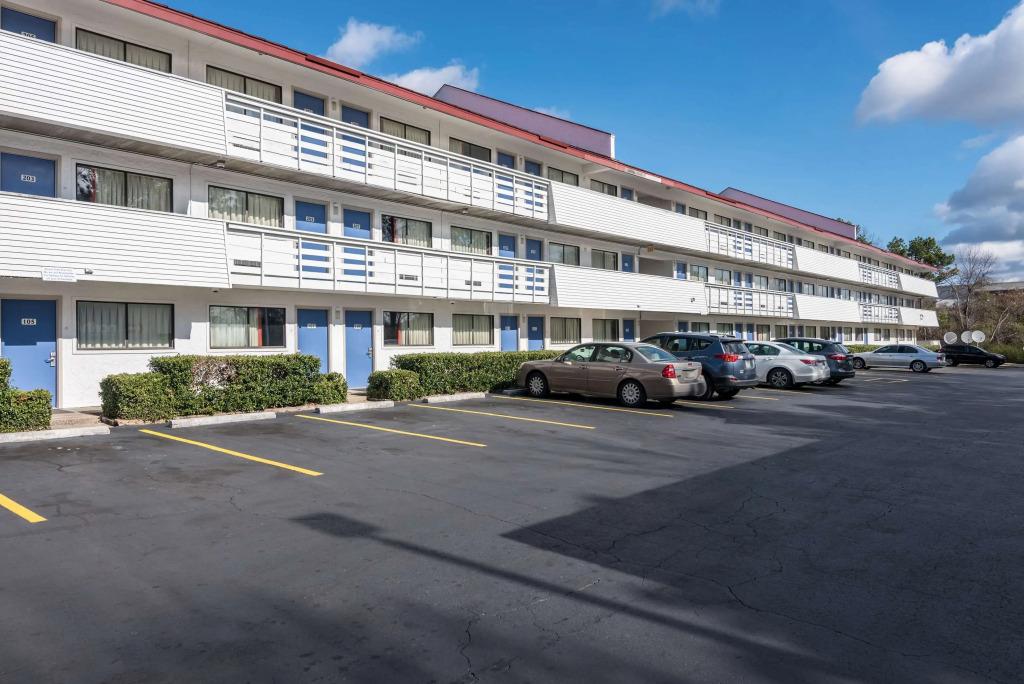 hotel image 8