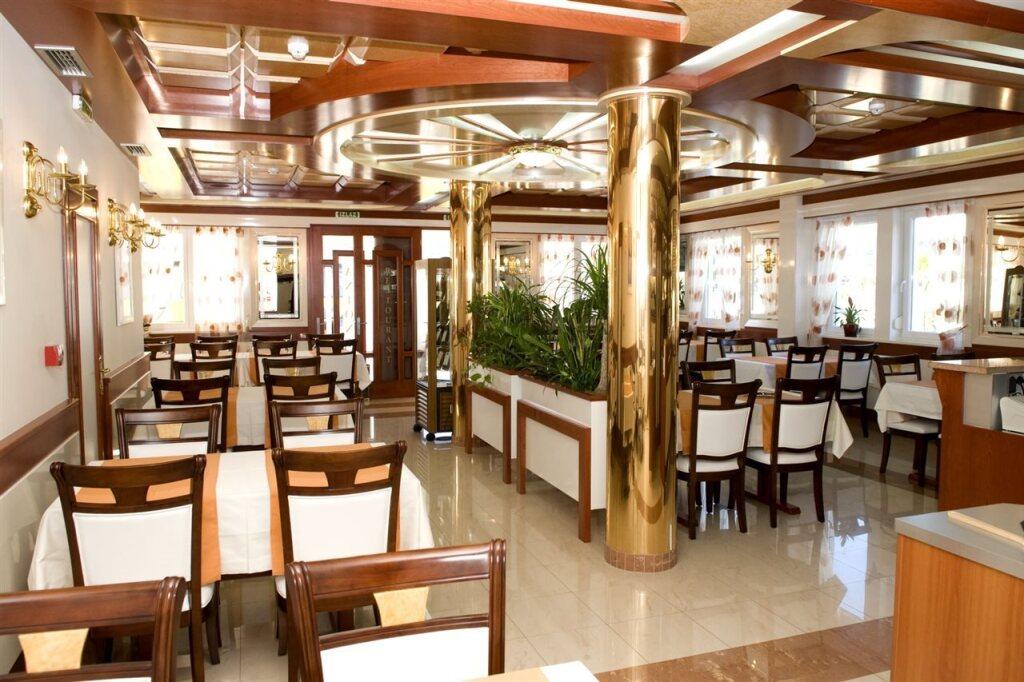 hotel image 18