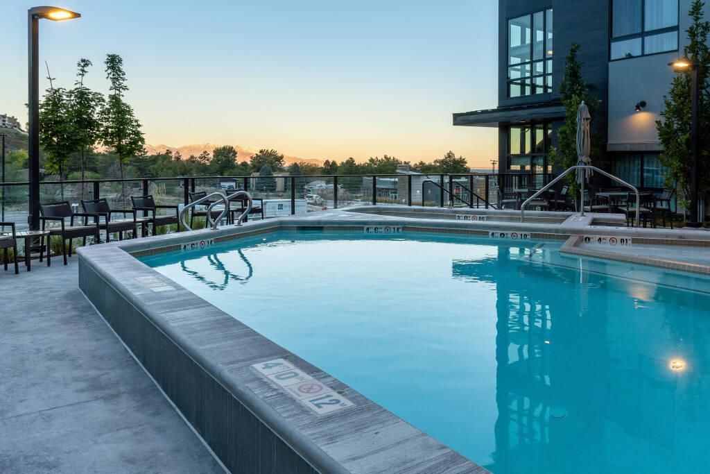 hotel image 10
