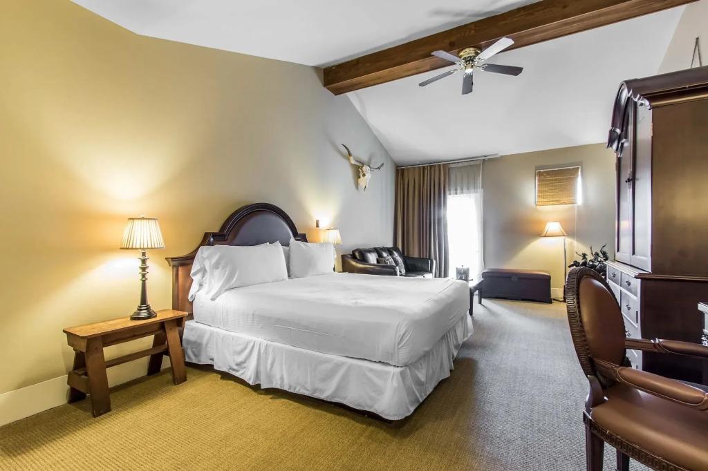 hotel image 12