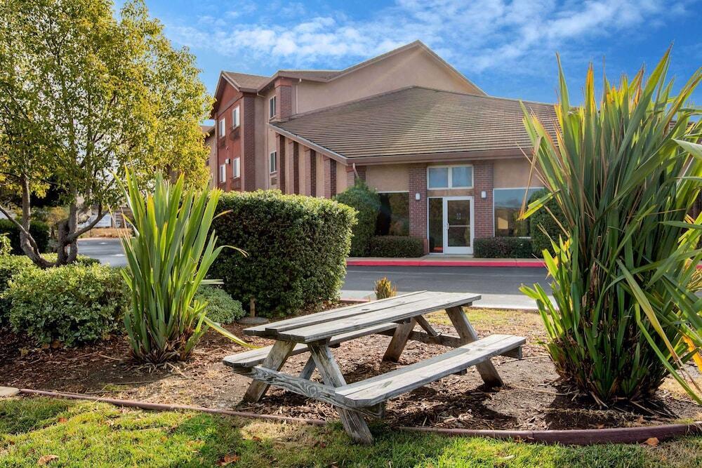 hotel image 8