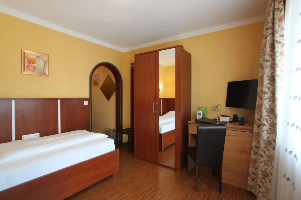 hotel image 37