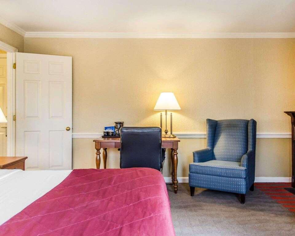 hotel image 13