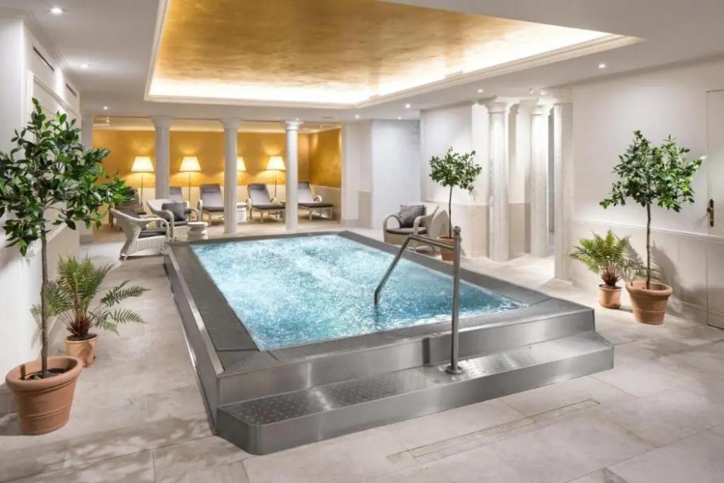 hotel image 7
