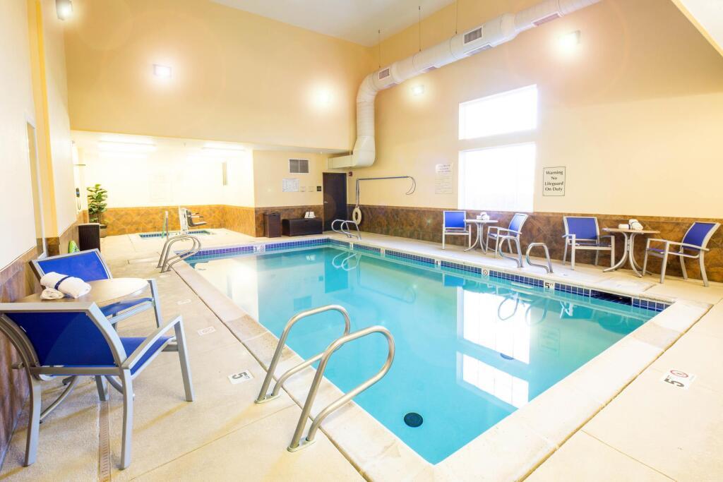 hotel image 9