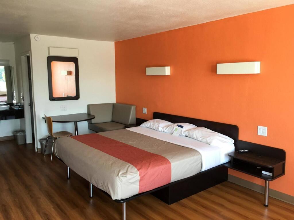 hotel image 11