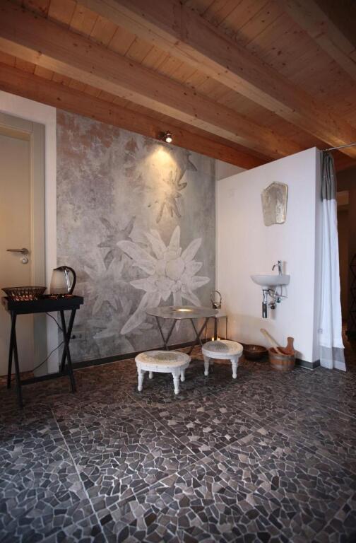 hotel image 25