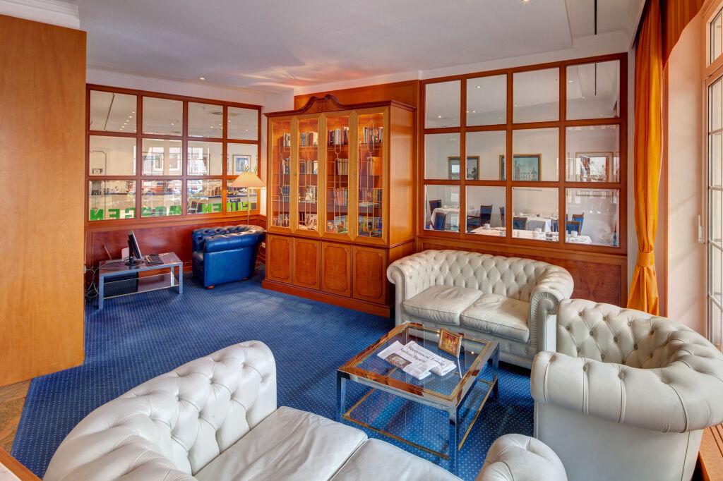hotel image 16