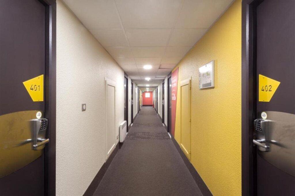 hotel image 10