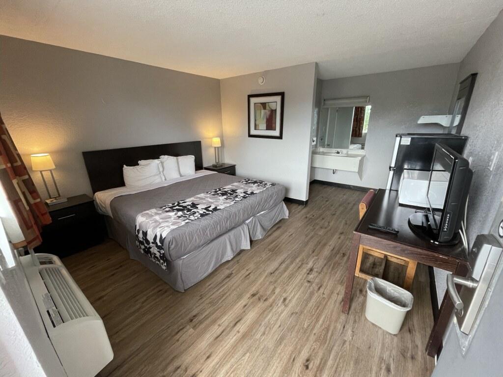hotel image 11