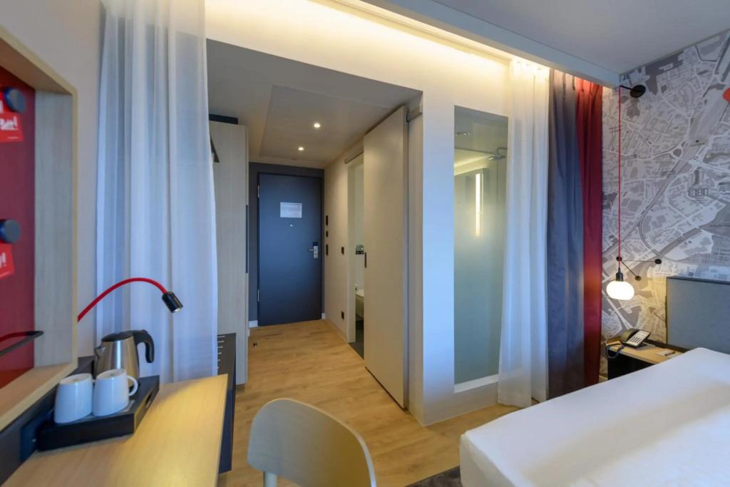 hotel image 9