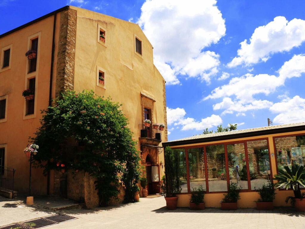 hotel image 18