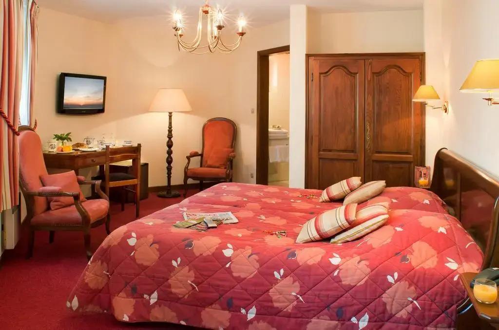 hotel image 10