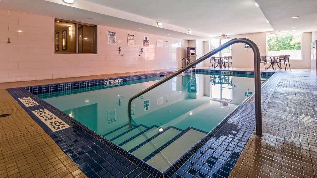 hotel image 10