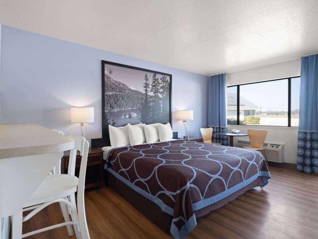 hotel image 8