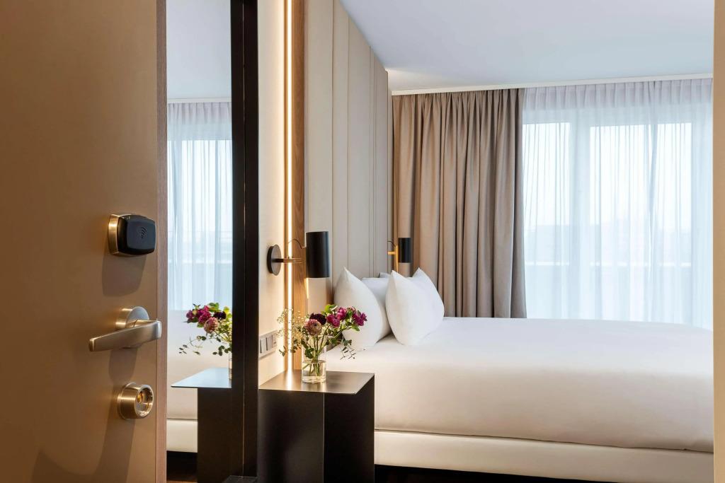 hotel image 18
