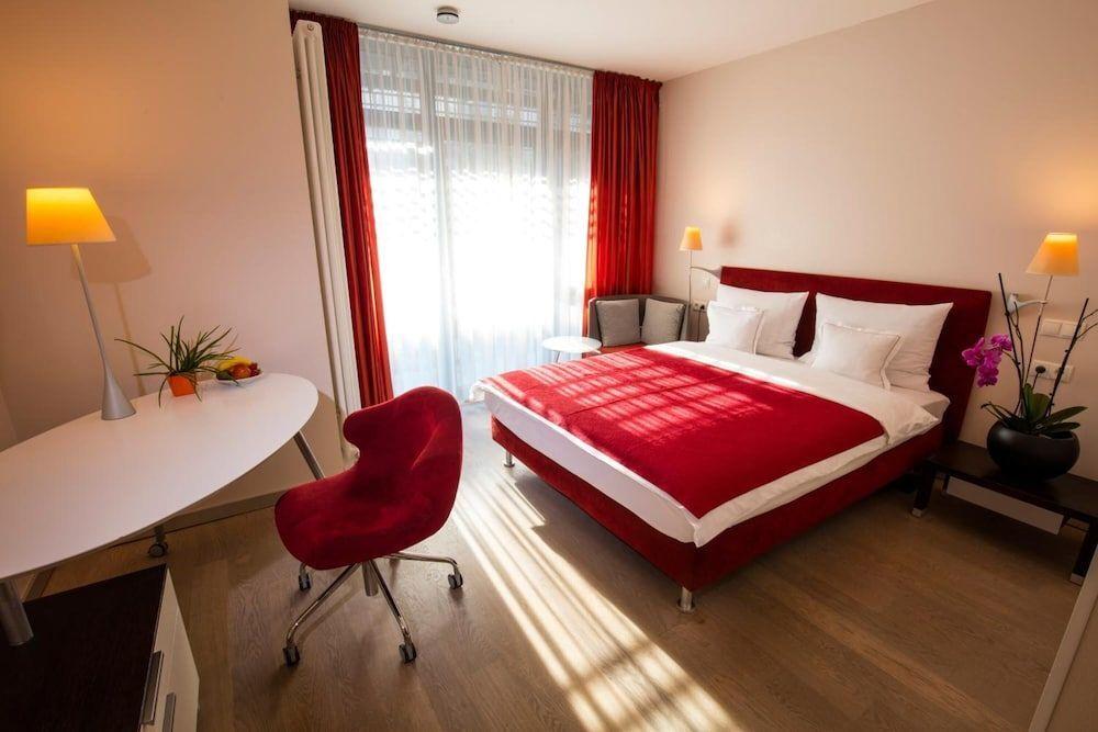 hotel image 10