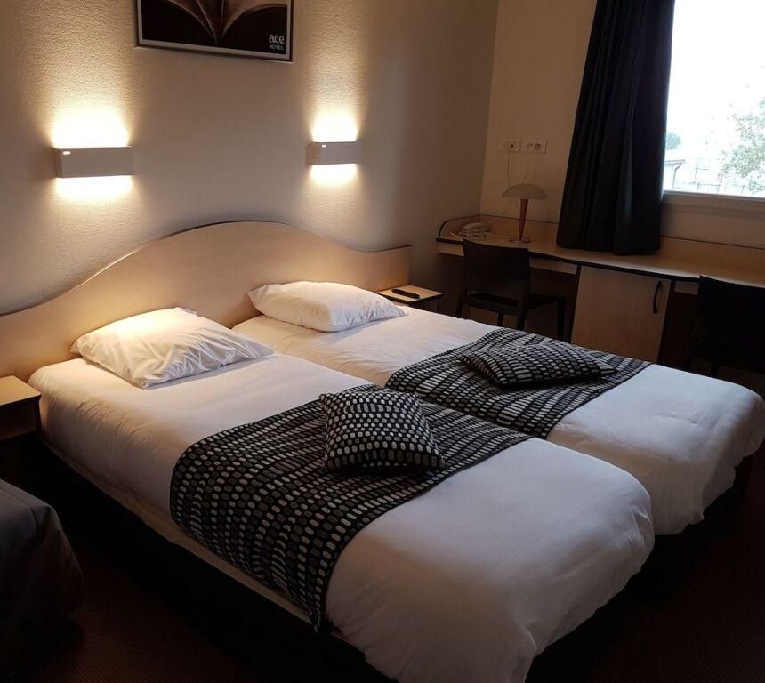 hotel image 13