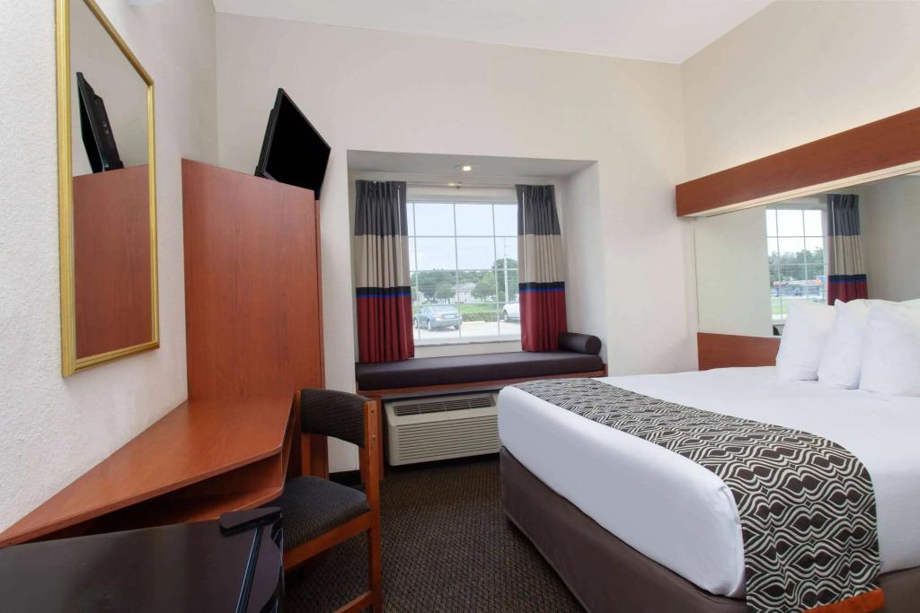 hotel image 16