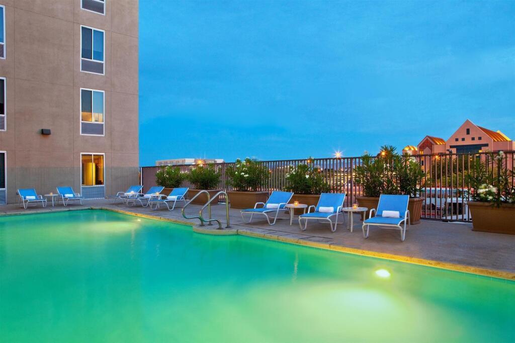 hotel image 8