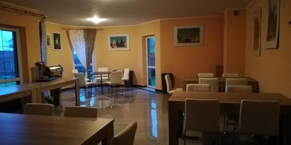 hotel image 10