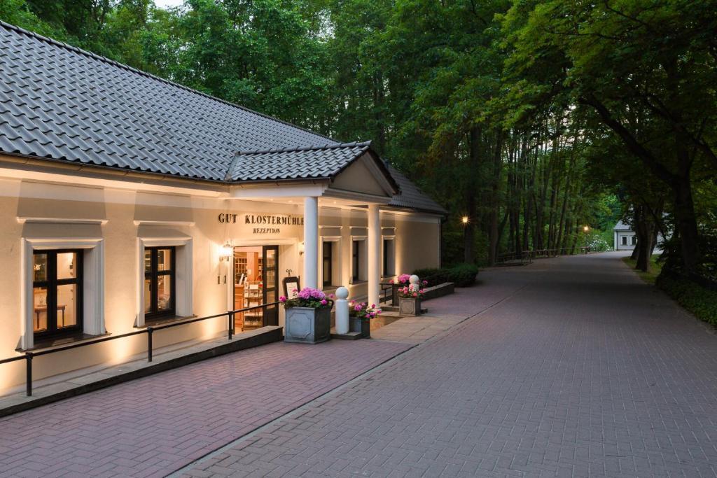 hotel image 18