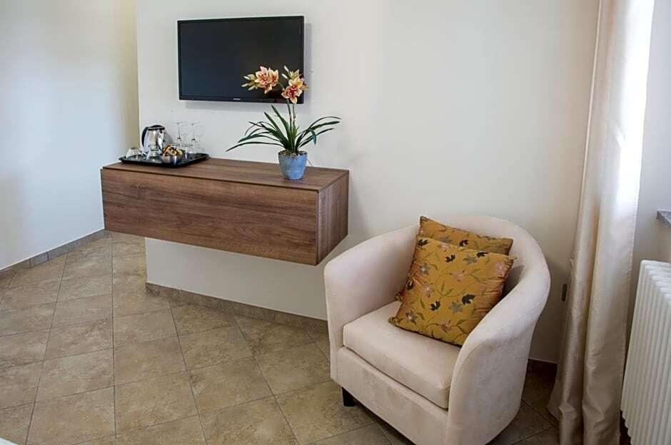 hotel image 8