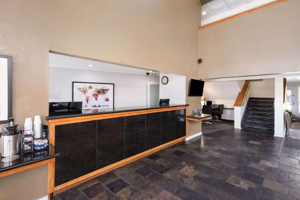 hotel image 10