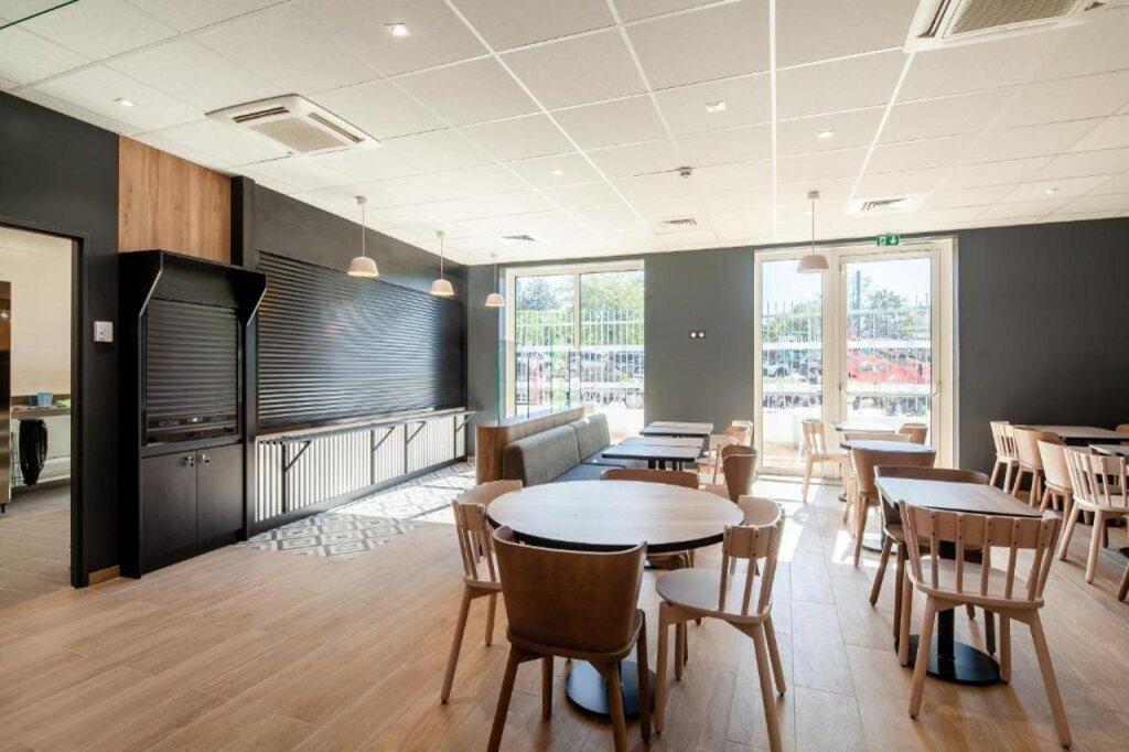 hotel image 7