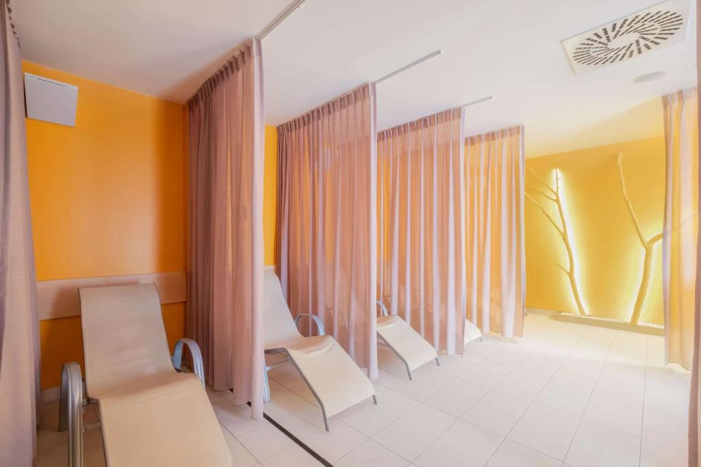 hotel image 35
