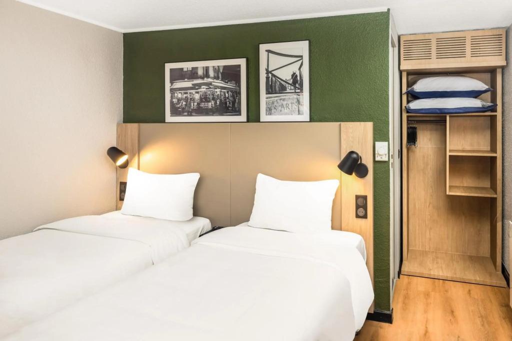 hotel image 43