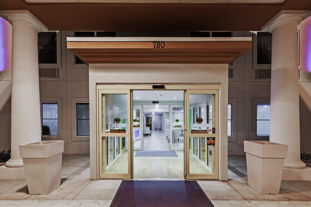 hotel image 10