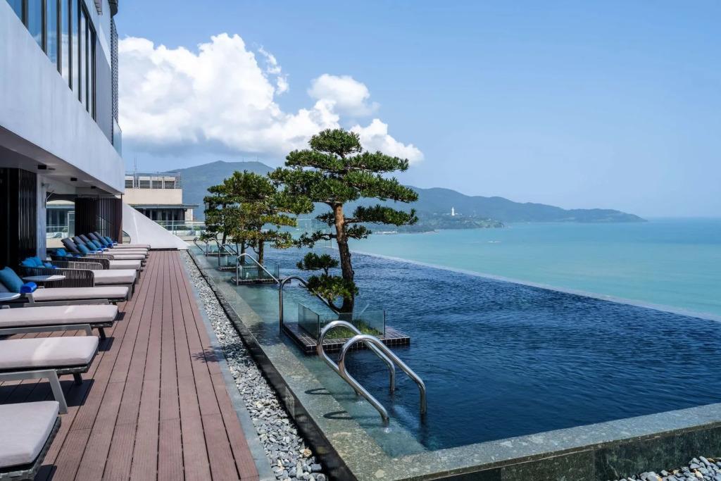 hotel image 9