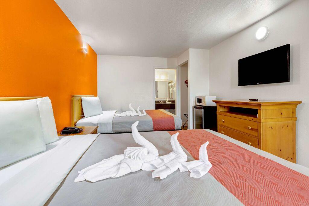 hotel image 12