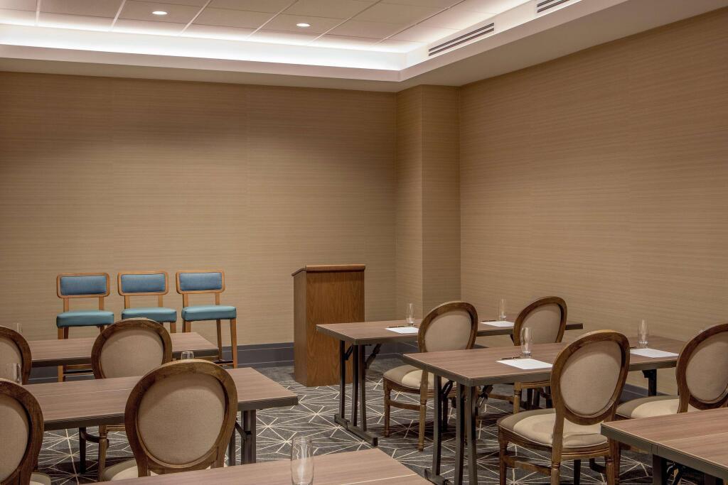 hotel image 10